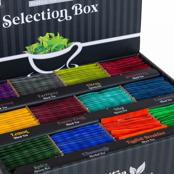Nærbillede af indholdet i vores Tea Symphony Selection Box